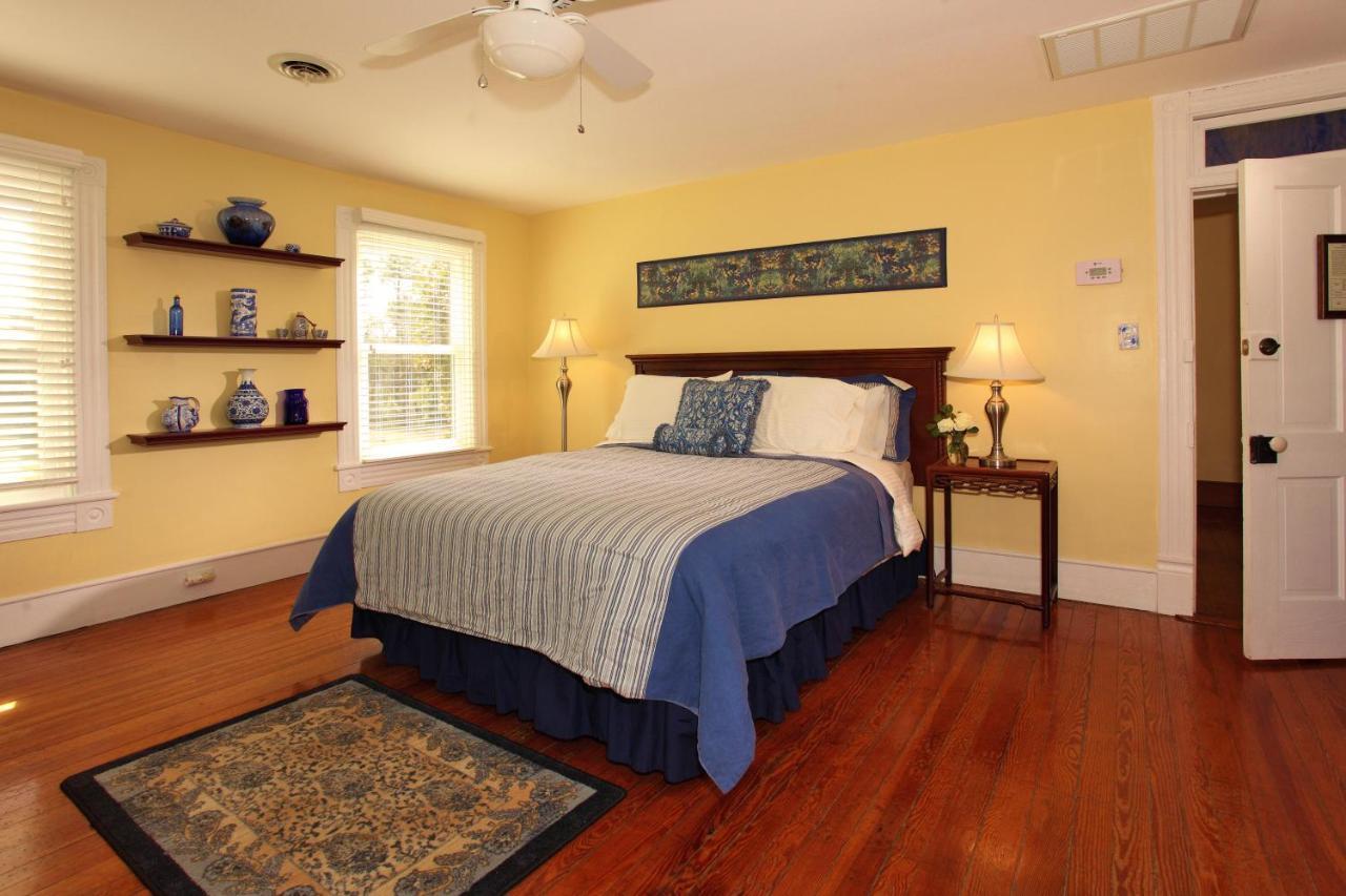 The Inn At Tabbs Creek Port Haywood Esterno foto