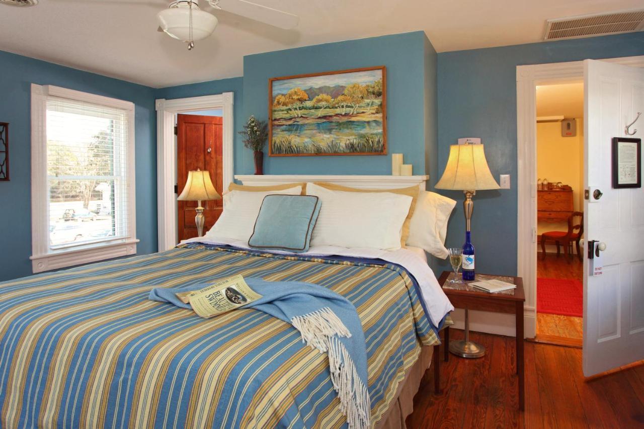 The Inn At Tabbs Creek Port Haywood Esterno foto